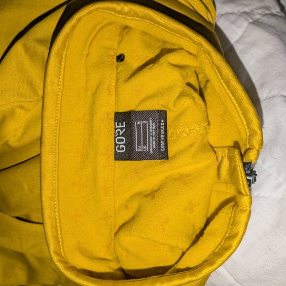 Gorewear Everyday Thermo 1/4 Zip Long Sleeve Size S Men EUC Yellow - Picture 7 of 7